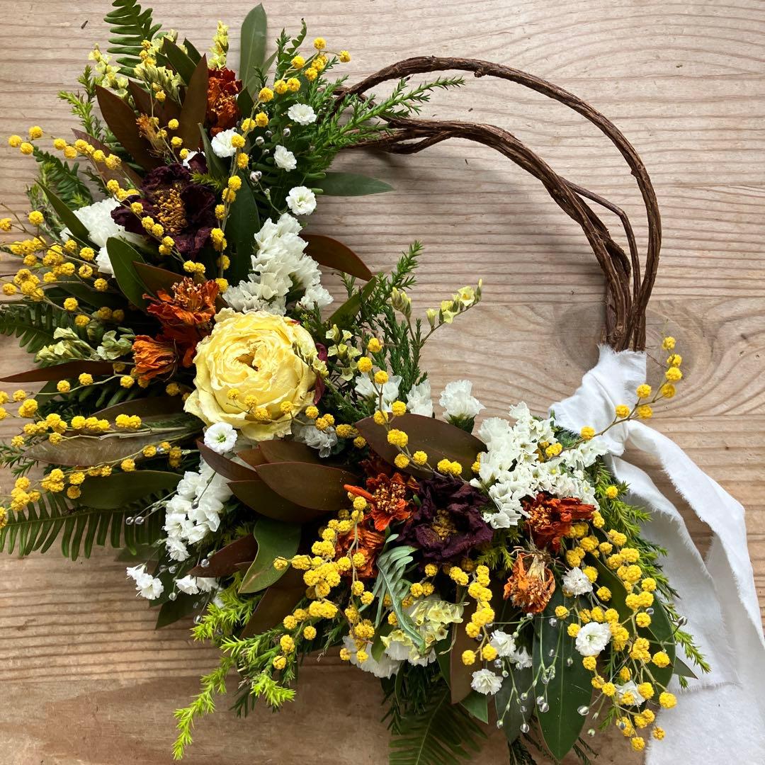 感謝価格！ミモザとバラの春まちハーフリース　ミランドールミモザ　カリステモン