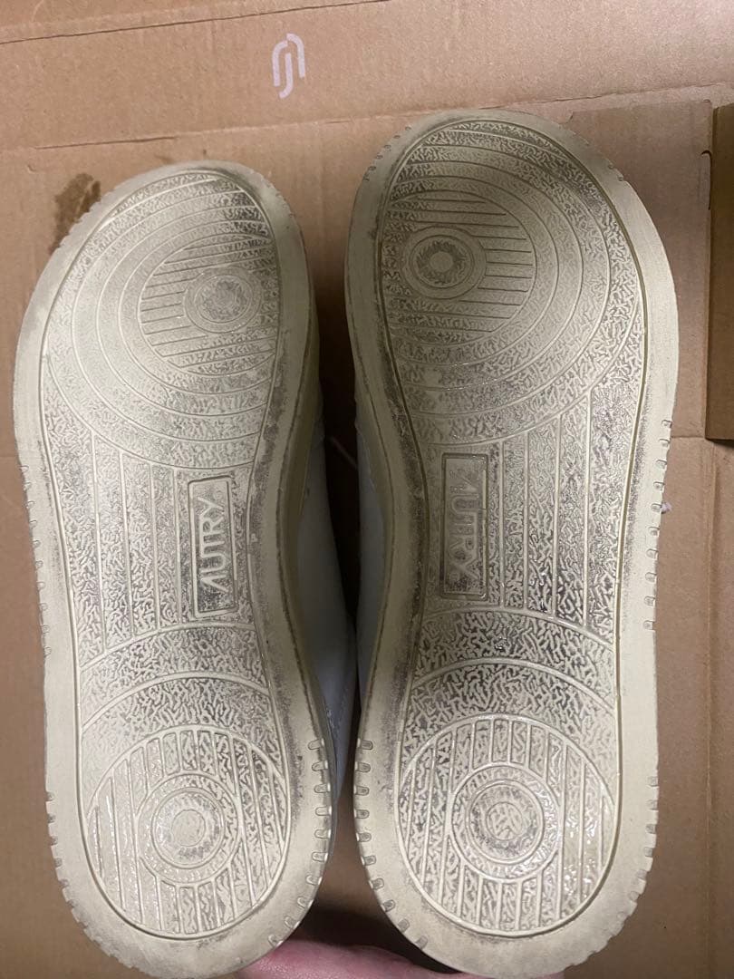 最終値下_AUTRY MEDALIST スニーカー ホワイト/ネイビー