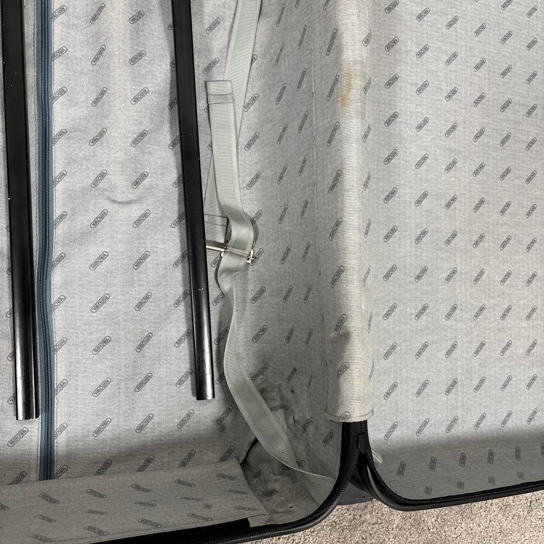 リモワ RIMOWA 82l キャリーケース ジャンク 黒2輪