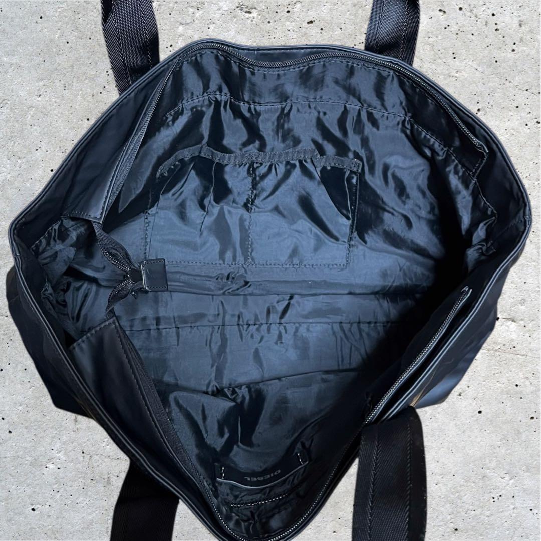 美品　ディーゼル　トートバッグ　A4 大容量　ポリウレタン　肩掛け　ブラック