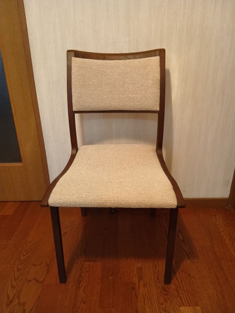 フジファニチャー 木製ダイニングチェア D 3990 N　軽量 布張り4- 3台