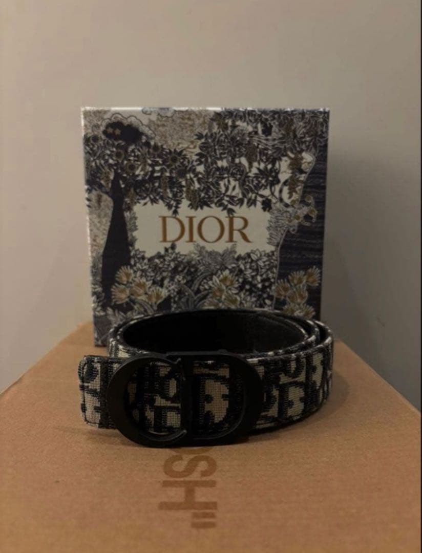 Dior ベルト　並行輸入