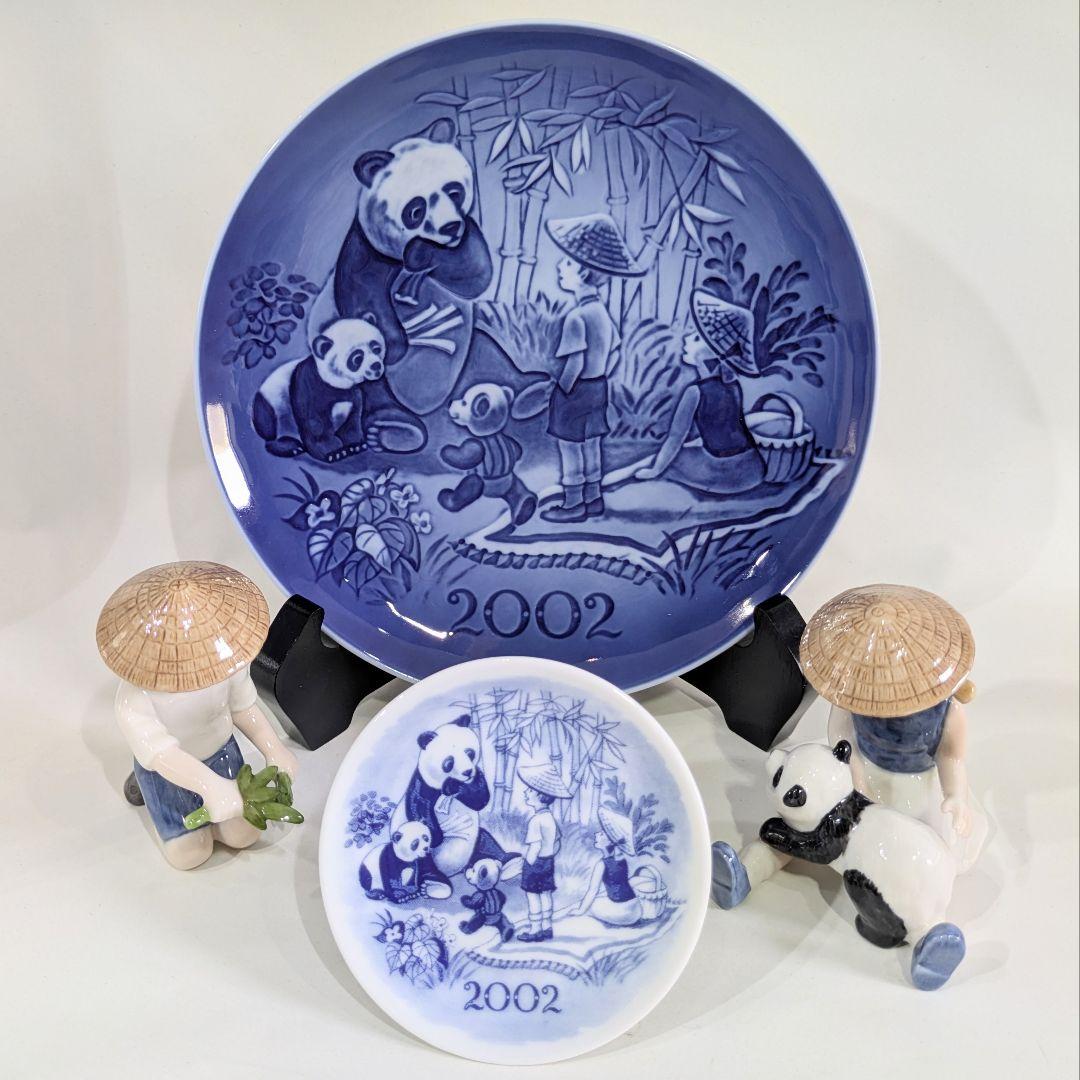 R コペンハーゲン　ミレニアム2002年プレート　フィギュリン2体　プラケット