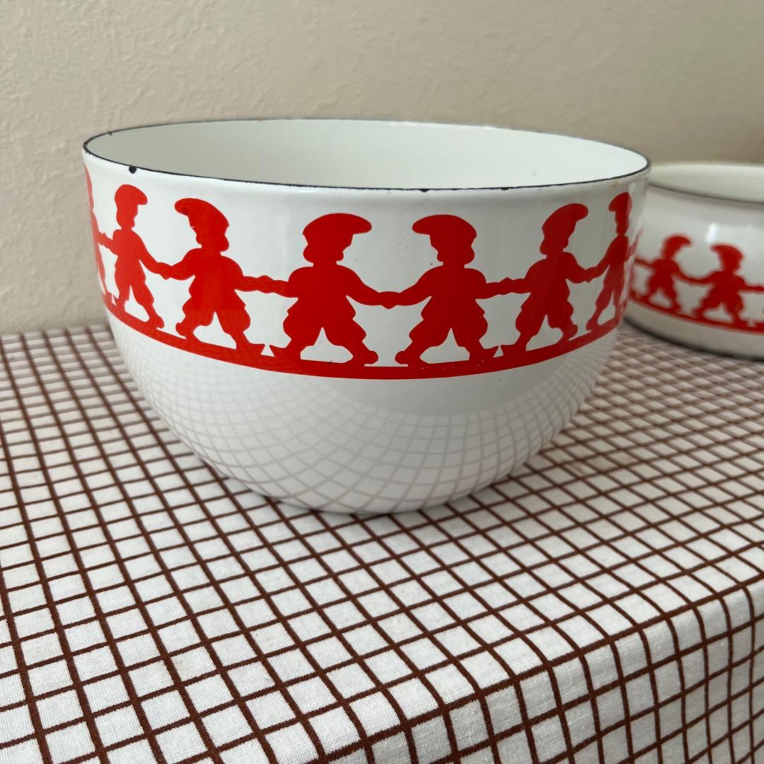 北欧ヴィンテージ　ARABIA アラビア FINELフィネル トムテ ホーロー