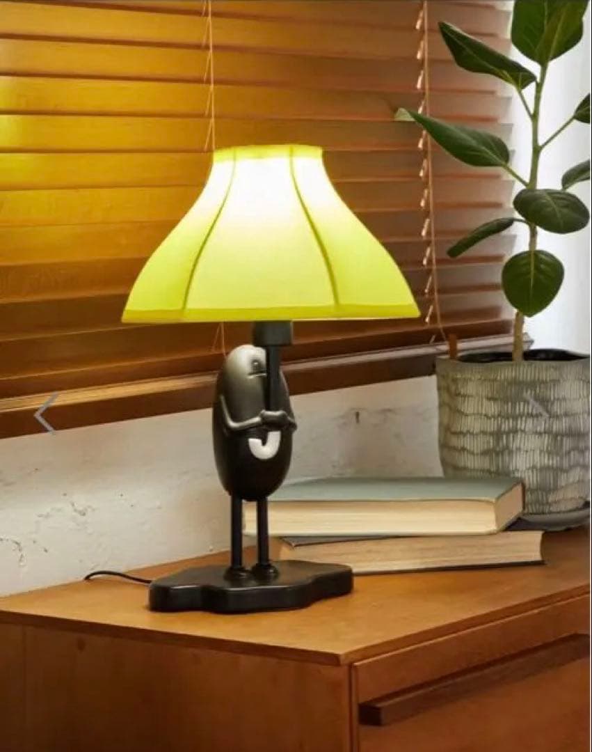 グラニフ　ビューティフルシャドー　テーブルランプ　イエロー