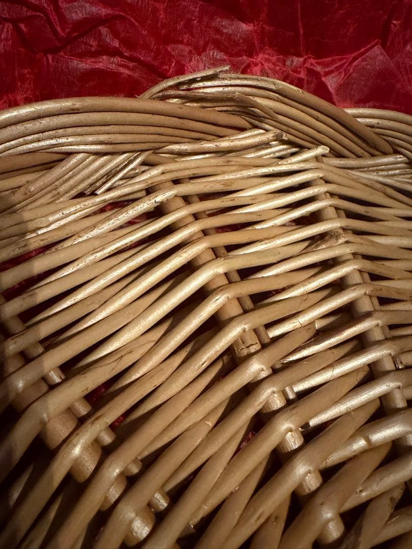 パリの雑貨　ビンテージ　大きな手編みのトレー　ブロカント　吊り下げ可能　平ラタン