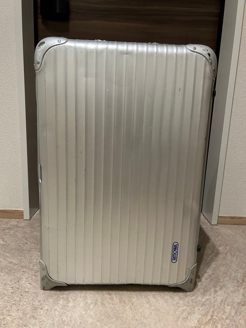 RIMOWA アルミニウム製キャリーケース