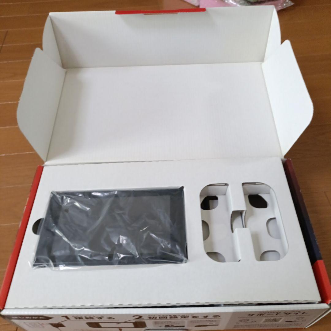 Switch Nintendo Switch （型番XKJ　バッテリー強化版）