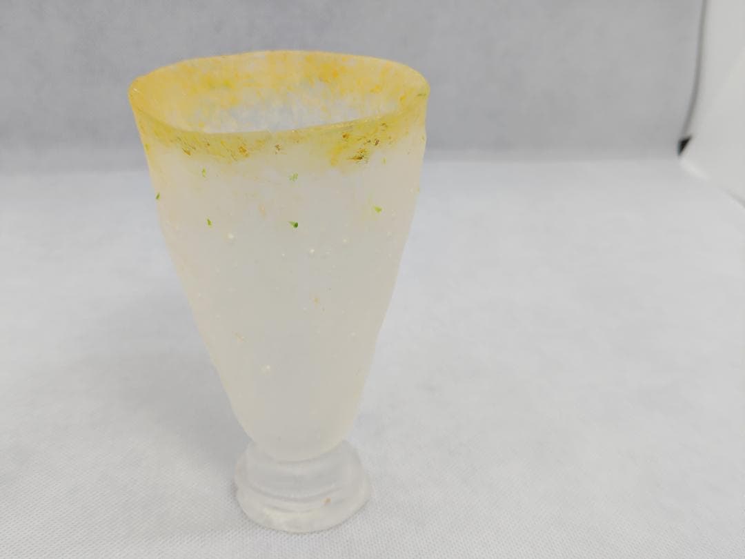 ガラス作家：能登朝奈　パート・ド・ヴェール　イエローのタンブラー