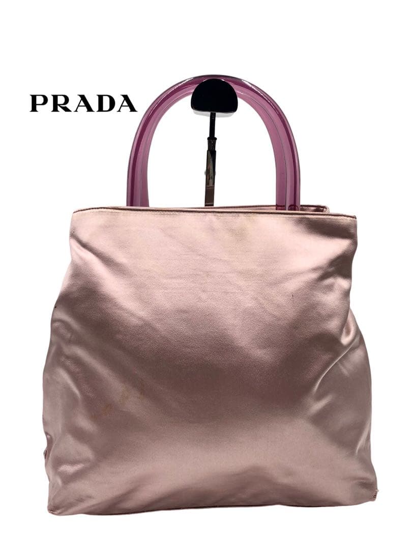 プラダ　サテン　トートバッグ　バッグ　クリアハンドル　ブランド　ピンク　お洒落