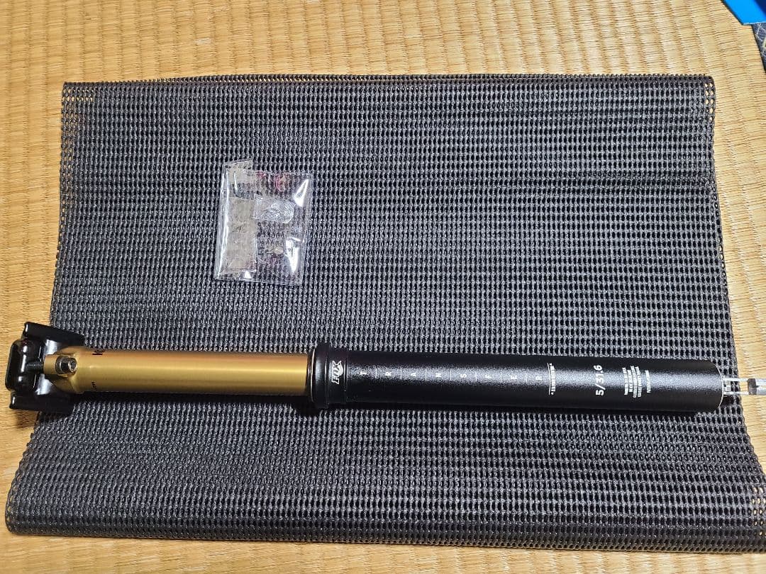 ドロッパーシートポスト FOX TRANSFER FACTORY