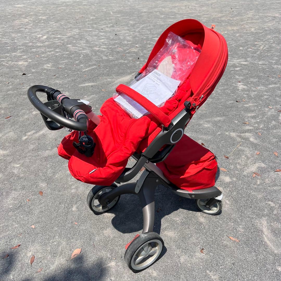 STOKKE エクスプローリー カップホルダー　防寒着　人気色