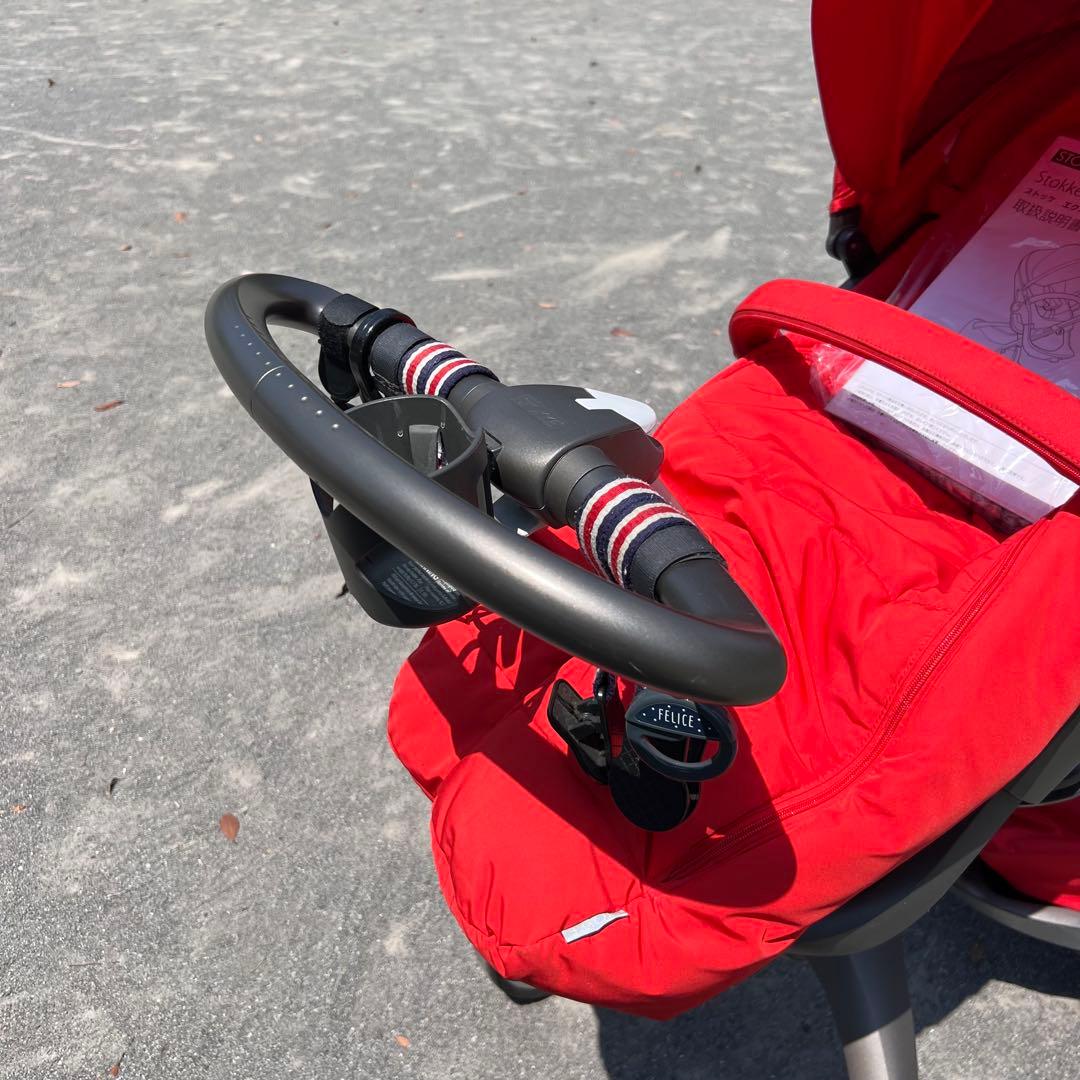 STOKKE エクスプローリー カップホルダー　防寒着　人気色