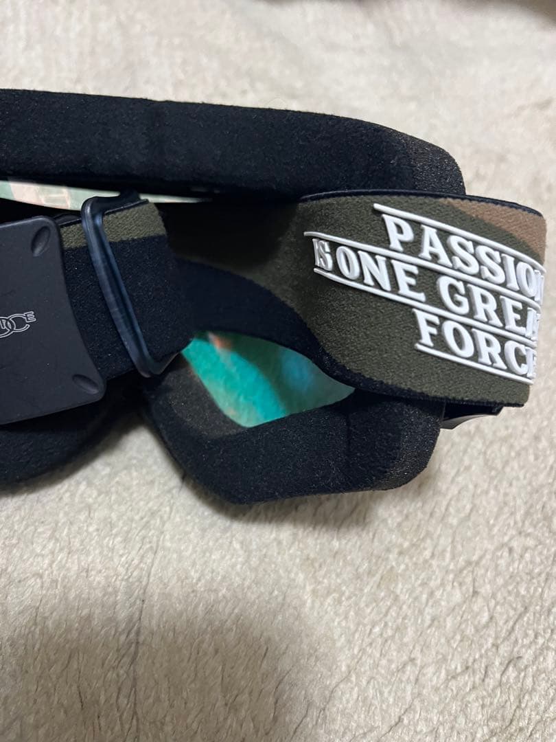 DICE BANK C-MIT LGR/RD ゴーグル　ダイス　バンク