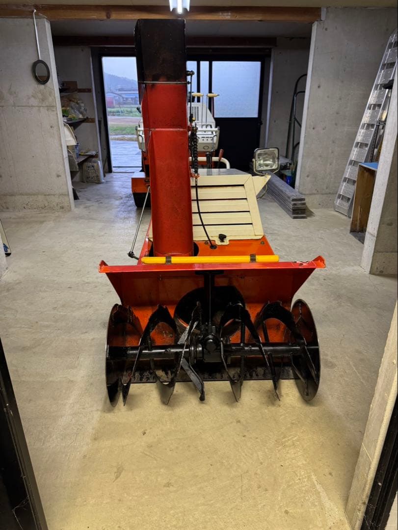 Kubota KSR9 除雪機