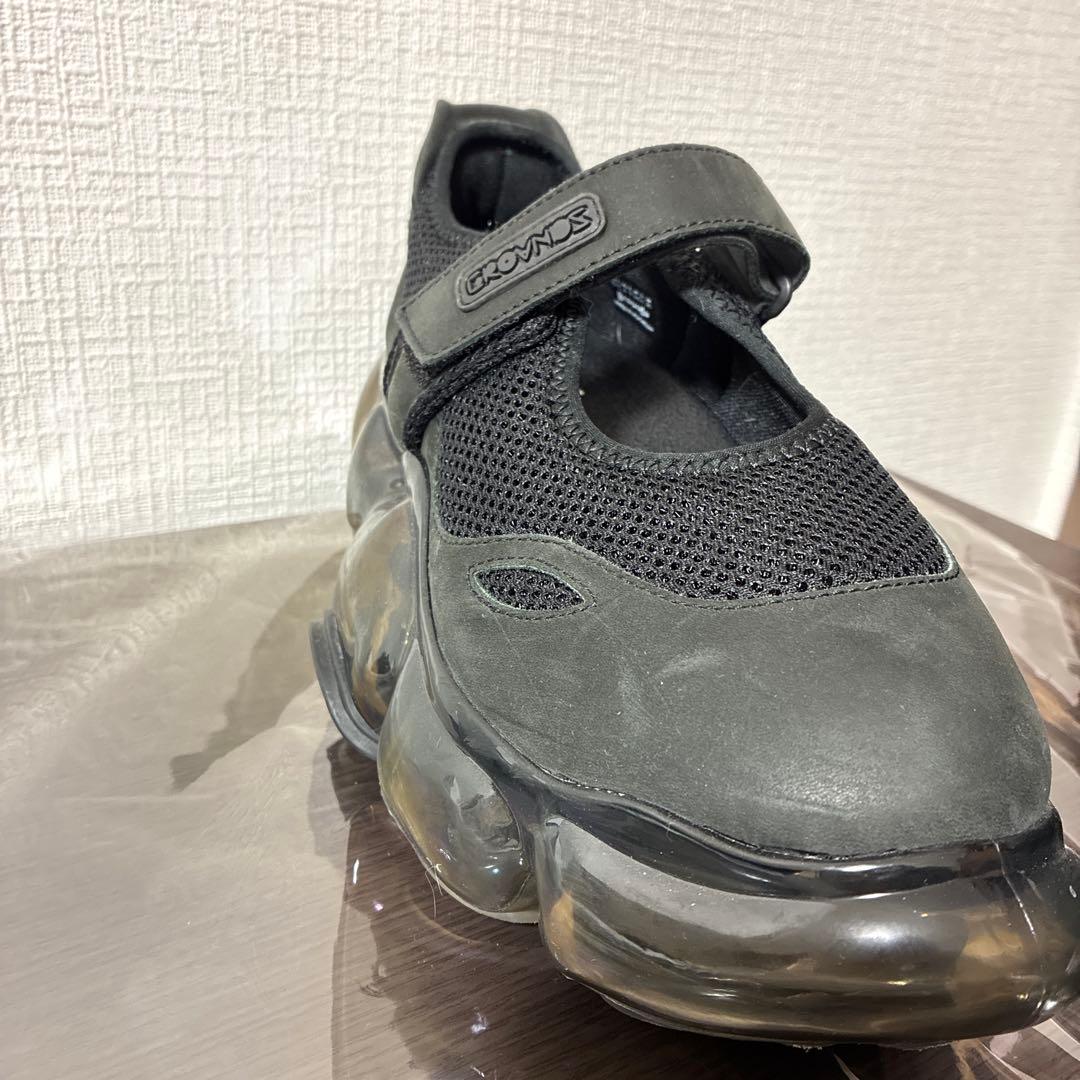 groundsブラック　スニーカー