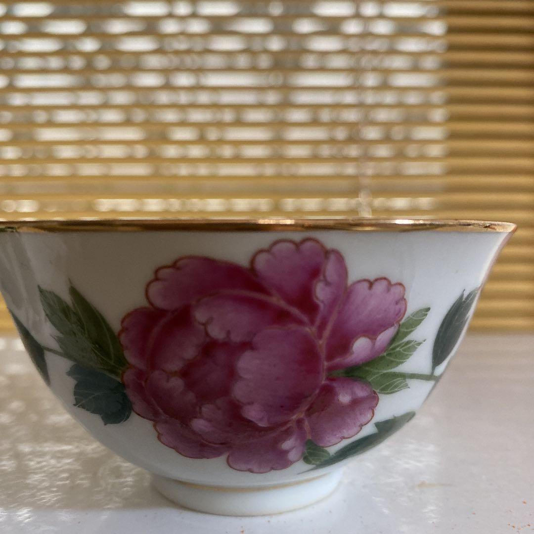 中国清朝末期民国時代の湯呑み2個、牡丹紋様　コップ