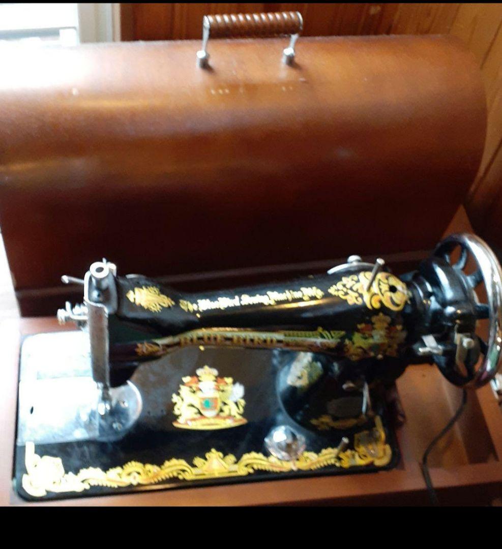 アンティークミシン電動クラシック足踏みインテリアにハンドメイドに高級感ある蓋付き