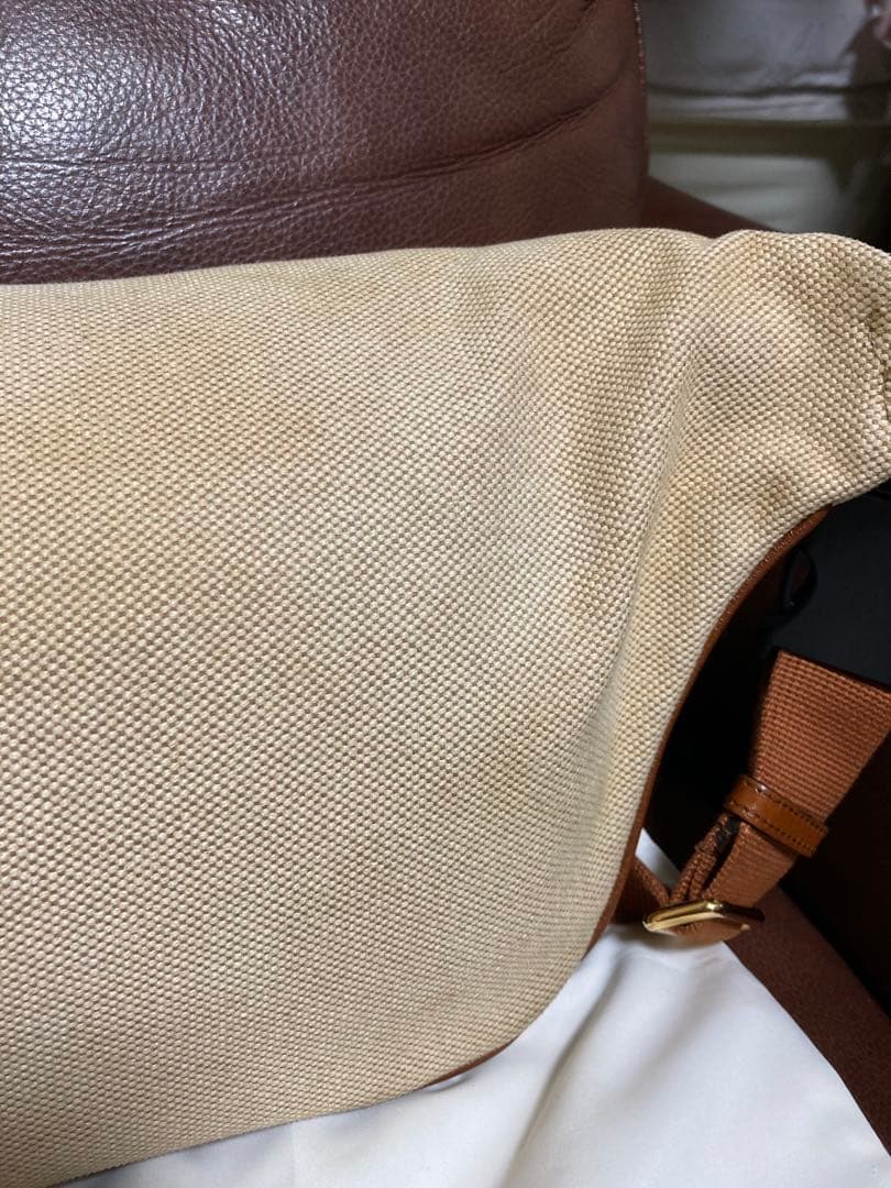 GUCCIヴィンテージキャンパスボディバッグ