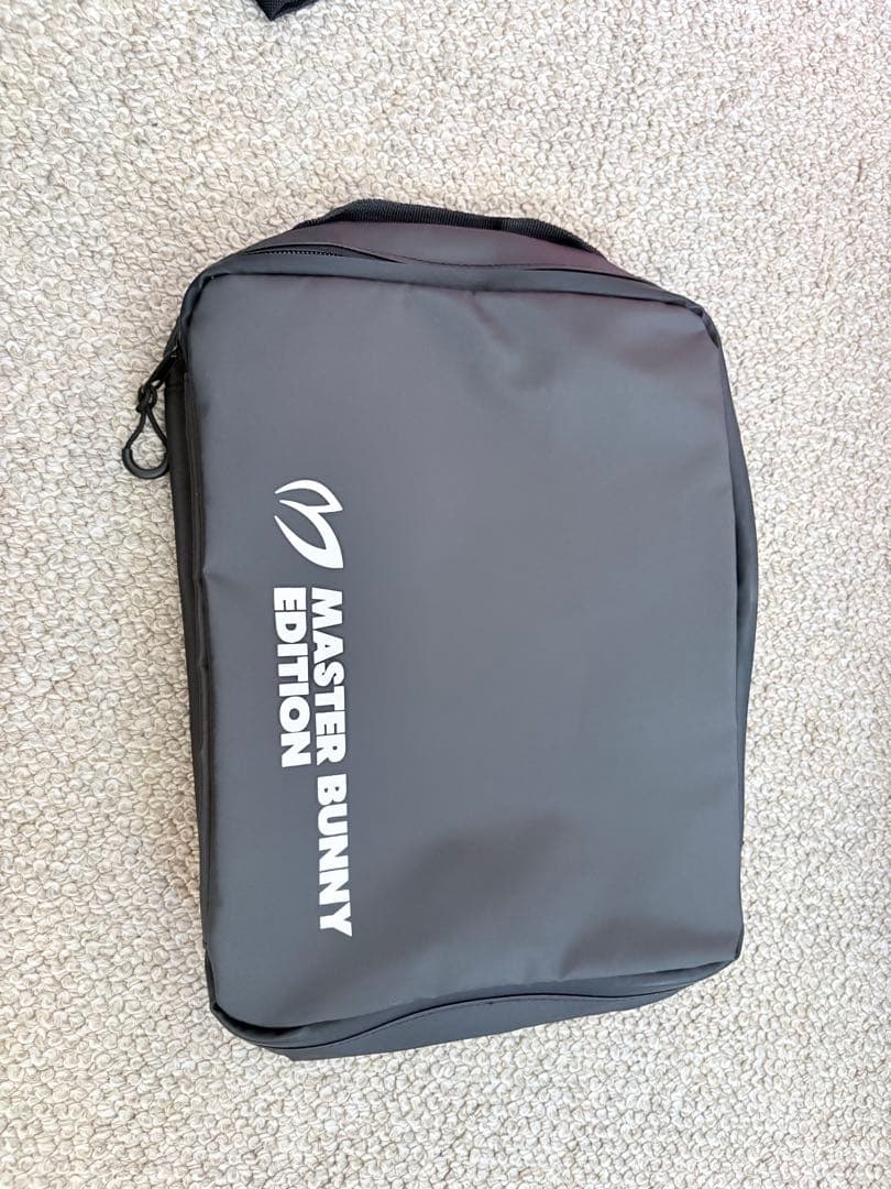 MASTER BUNNY EDITION キャリーケース ブラック