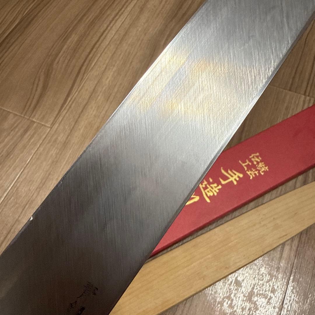 菊一包永作　柳刃包丁　青鋼水本焼　尺　鞘箱付き　波紋綺麗