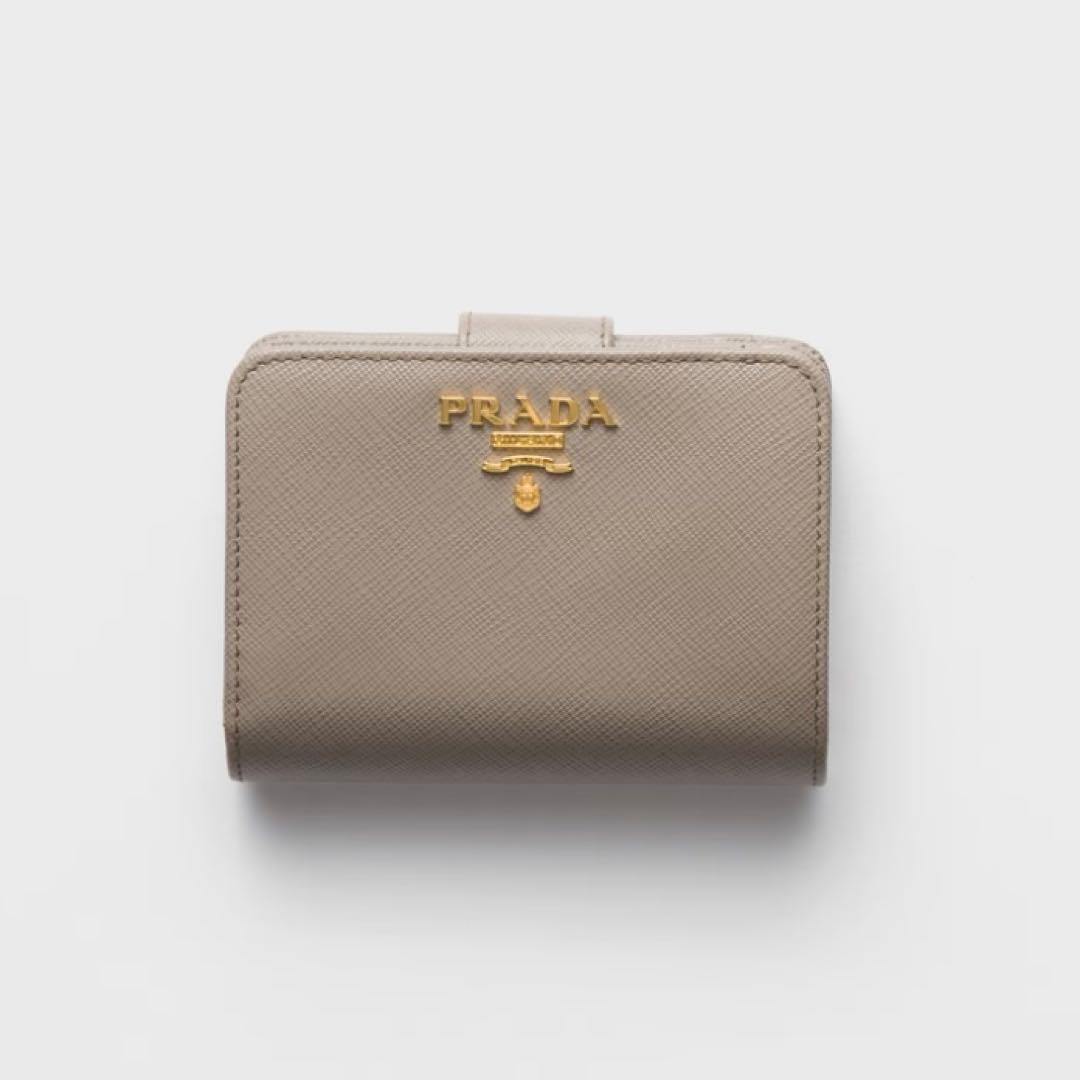 サ*ケ様 PRADA プラダ　サフィアーノ　財布　二つ折り