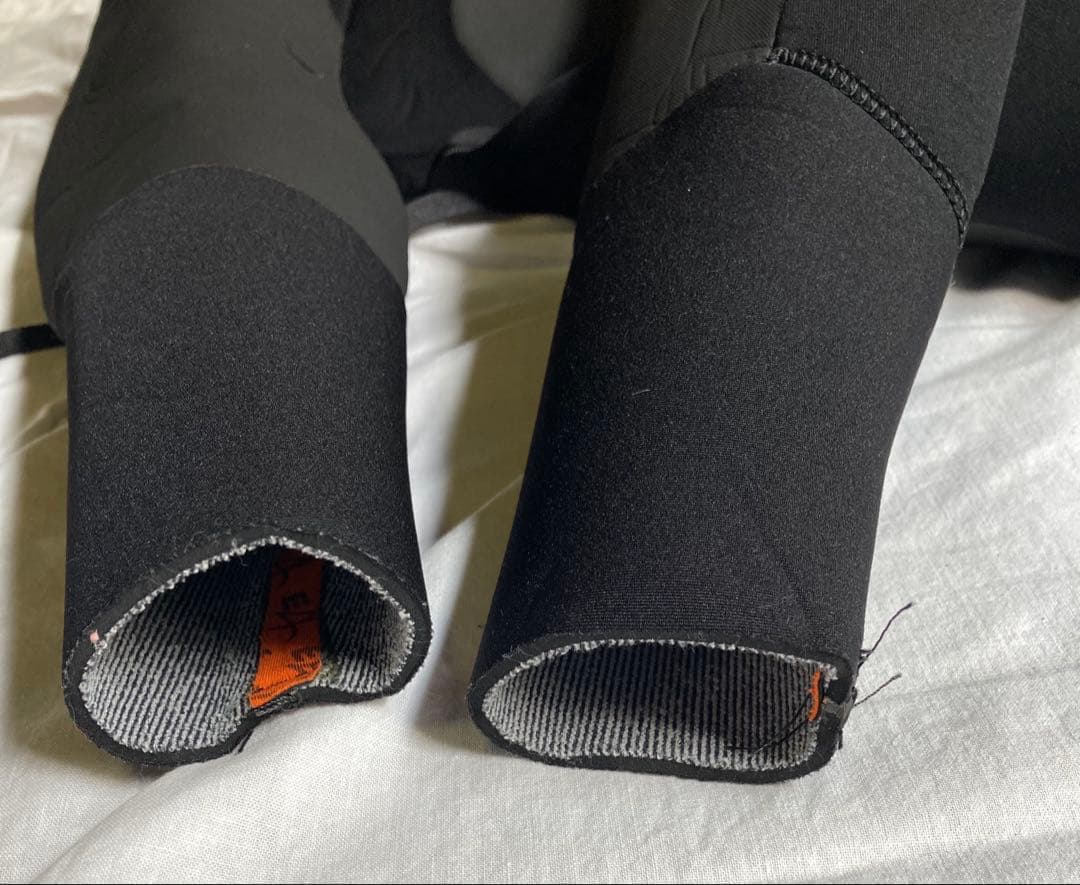 リップカール　セミドライ　ウエットフルスーツ　MLサイズ