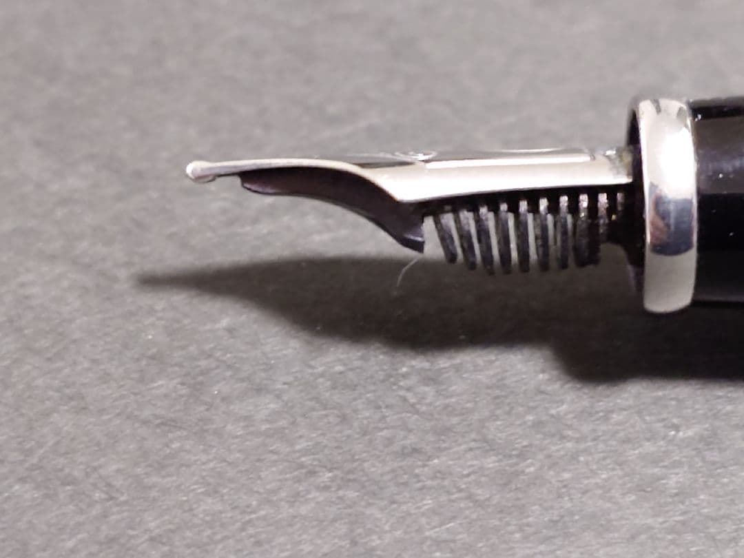 カルティエ 万年筆 ディアボロ・ドゥ・カルティエ