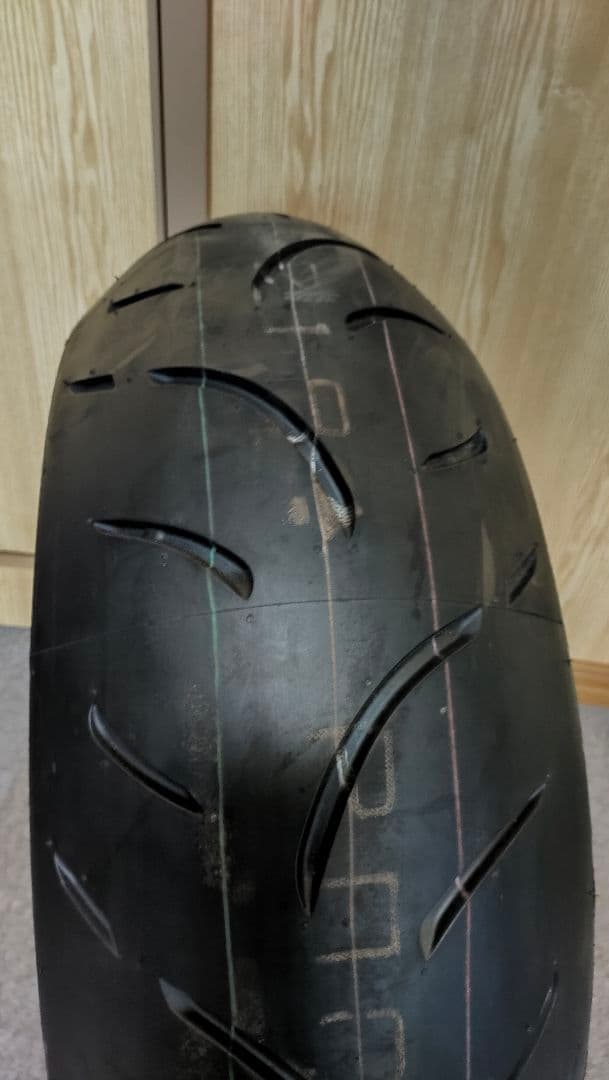 パーツ DUNLOP SPORTMAX QUALIFIER II 190/50 ZR17