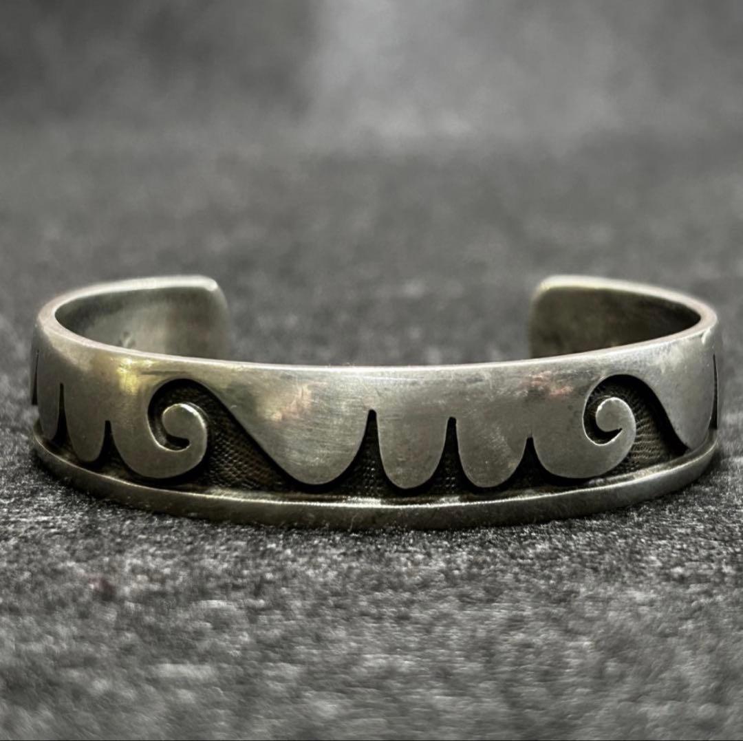 Bernard Dawahoya バングル