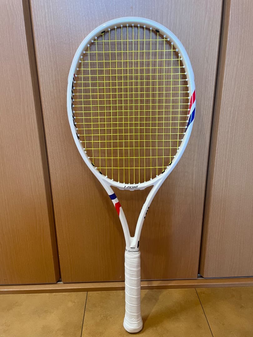 Tecnifibre T-Fight 300s テニスラケット