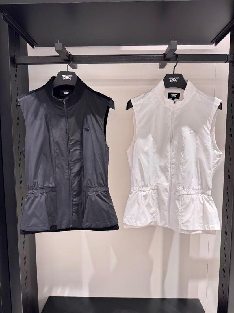 ラスト１点＆最終値下・PXG ゴルフペップラムベスト⚫︎白異素材MIXデザイン