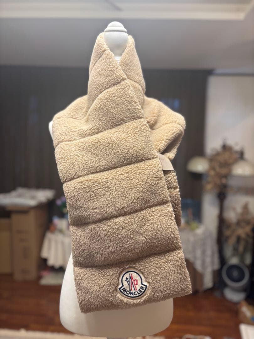 MONCLER モンクレール ボア ダウンマフラー ベージュ