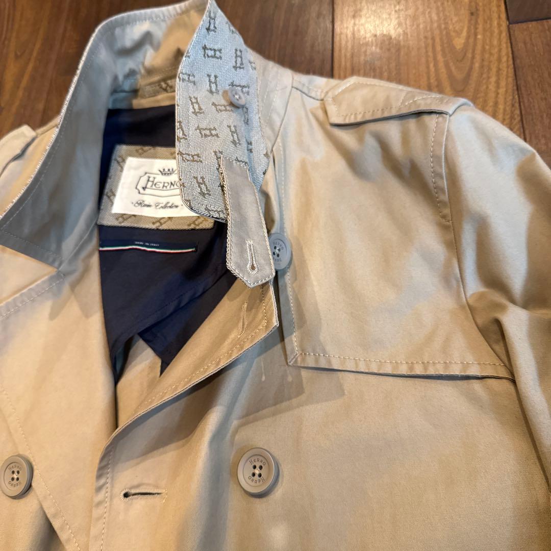 Herno ヘルノ　ベージュ　トレンチコート モノグラム柄