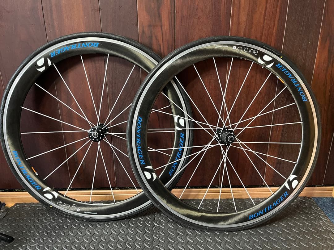 ボントレガー オーラ5 bontrager aura5 カーボンホイール