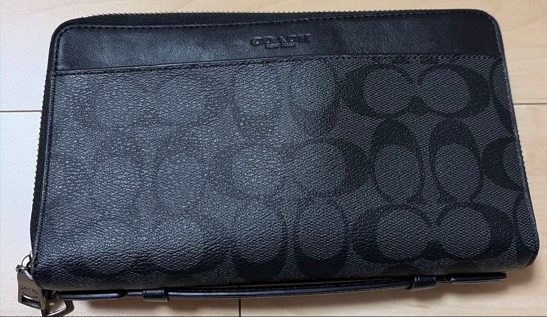 コーチ ダブルジップ トラベル オーガナイザー・シグネチャー キャンバス 長財布