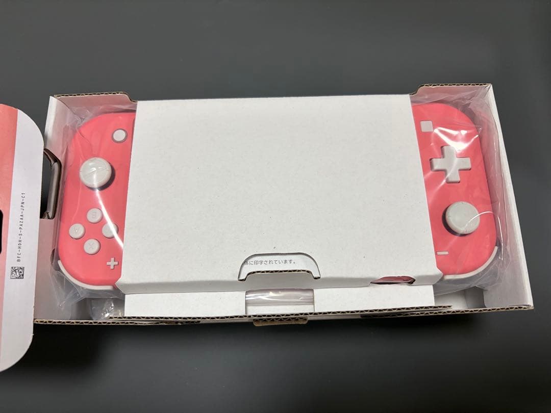 Nintendo Switch LITE 本体 コーラル 中古 美品