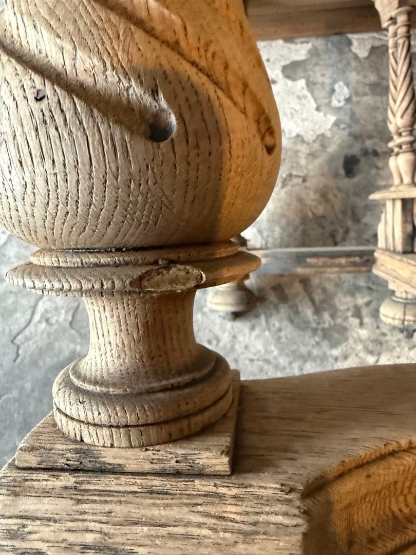 ビンテージ アンリ2世様式　ダイニングテーブル 剥離