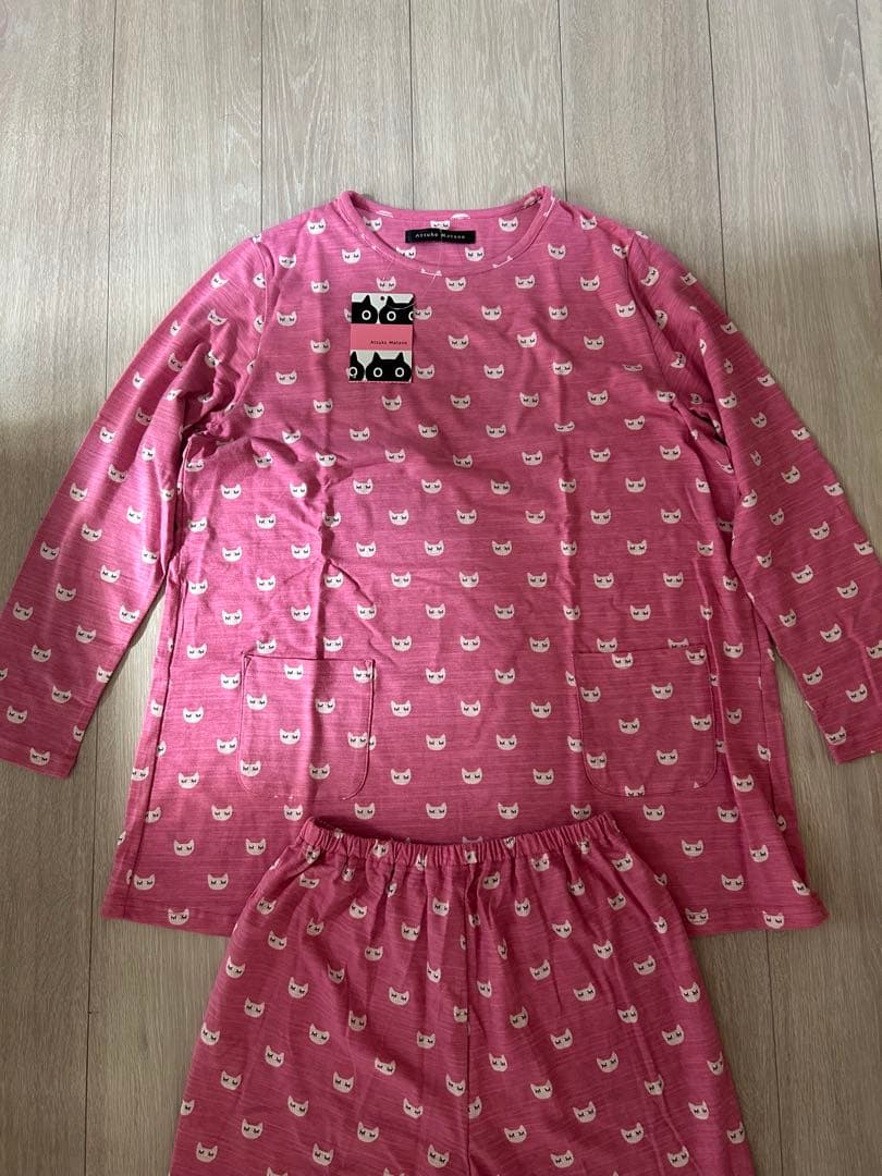 マタノアツコルームウェア　М 猫柄ピンクルームウェアセット(未使用品)