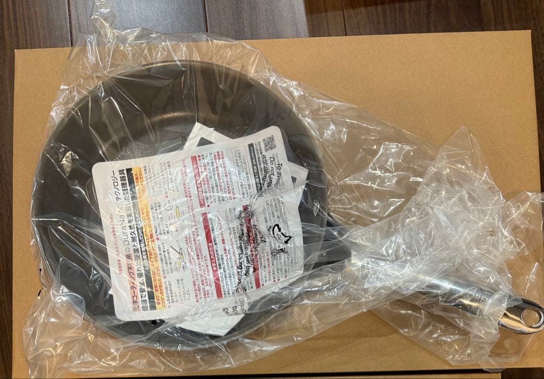 新品　CORELLE（コレール）　フライパン 28cm