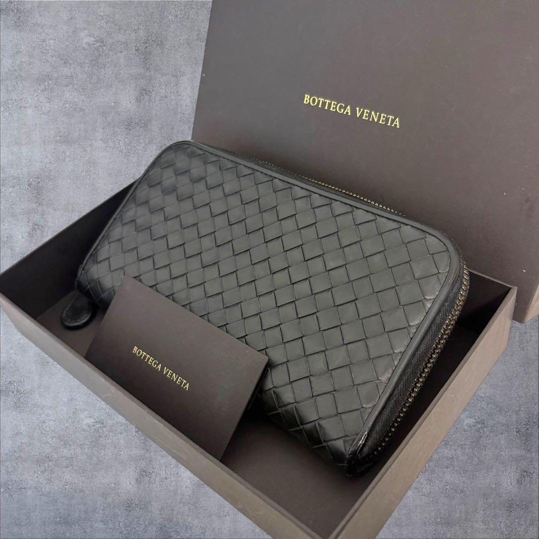 美品✨ ボッテガヴェネタ イントレチャート　長財布 ラウンドファスナー　ブラック