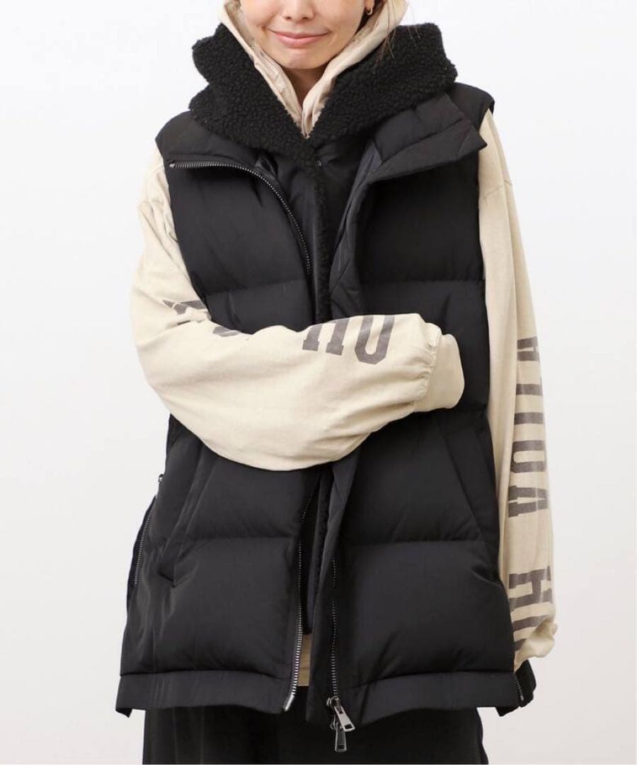 アパルトモン　LOU ANDREA 2WAY ダウンベスト