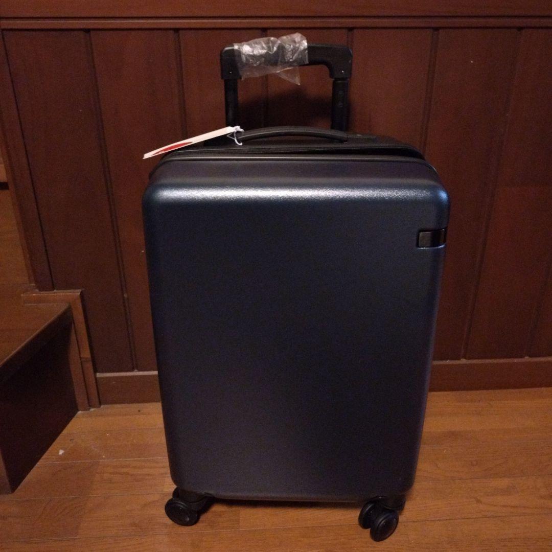 未使用　エース キャリーケース 4輪 ネイビー スーツケース　ACE