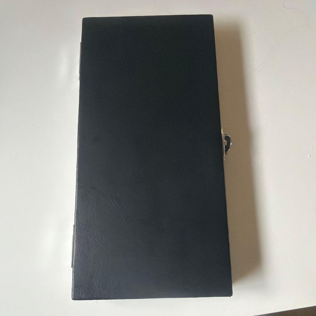 美容師用シザー2本セット ＋ セニング ＋コーム付き