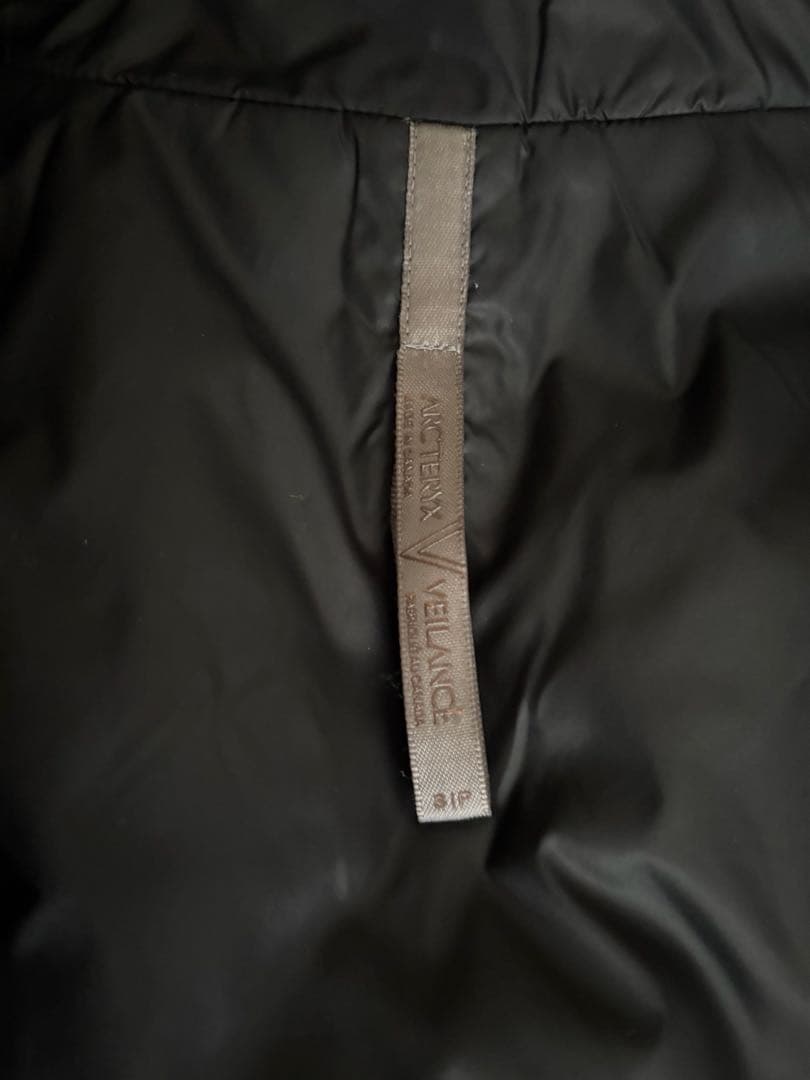 アークテリクス　ヴィアランス　コート　サイズs 黒　ゴアテックス