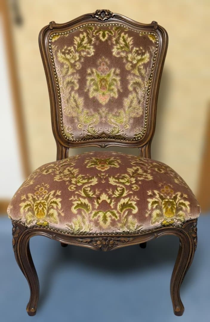 カリモク　ドマーニ　domani　金華山　ルイ15世　鋲打ち　ダイニングチェア①