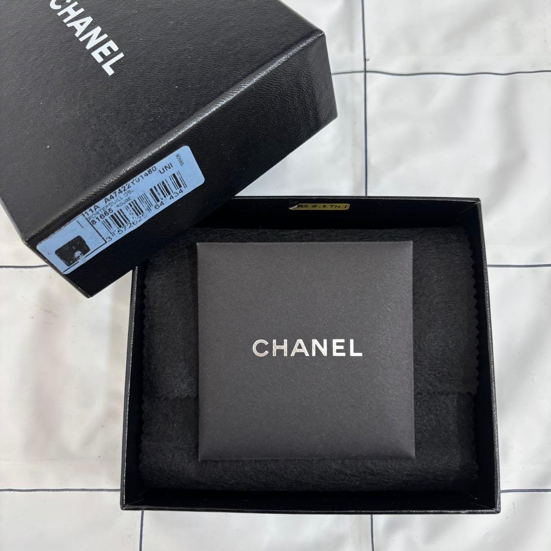 専用　【汚れあり】シャネル　折りたたみ財布　カメリア　赤