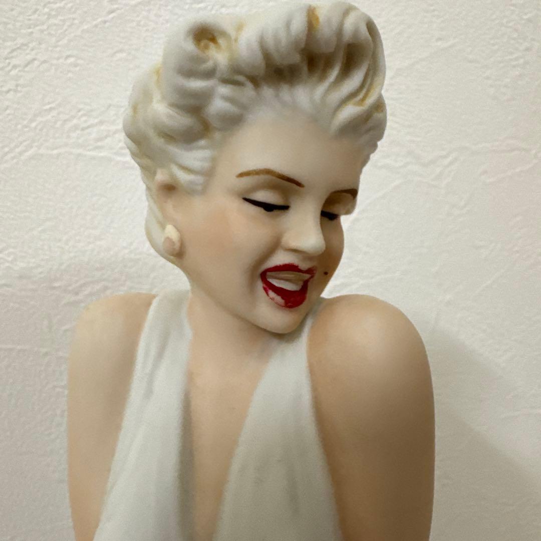 【入手困難】マリリン・モンロー 7年目の浮気 バーボンウイスキー空瓶