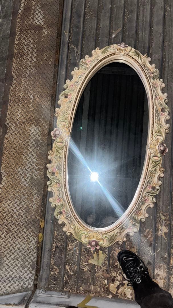 最終値下げ　ロココ調ミラー　大型　楕円形壁掛け鏡
