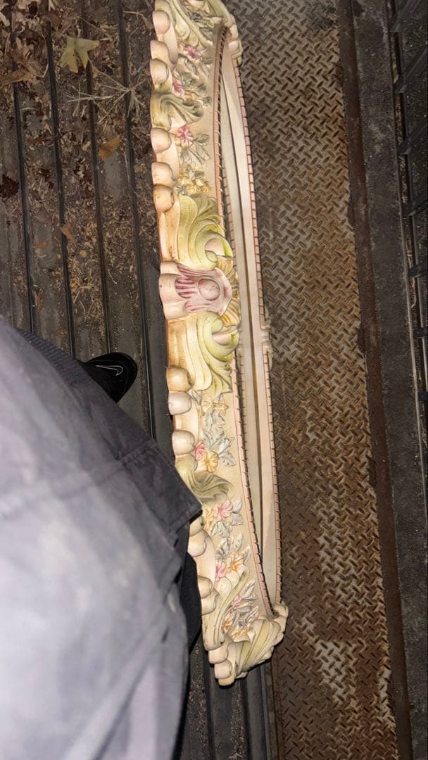 最終値下げ　ロココ調ミラー　大型　楕円形壁掛け鏡